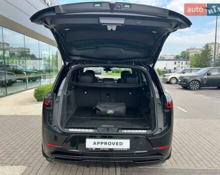 Ленд Ровер Range Rover Sport 2025 у Києві на Automoto.ua Чорний Ленд Ровер Range Rover Sport, об'ємом двигуна 3 л та пробігом 11 тис. км за 128159 $, фото 31 на Automoto.ua