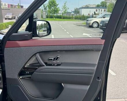 Ленд Ровер Range Rover Sport 2025 у Києві на Automoto.ua Чорний Ленд Ровер Range Rover Sport, об'ємом двигуна 3 л та пробігом 11 тис. км за 128159 $, фото 22 на Automoto.ua