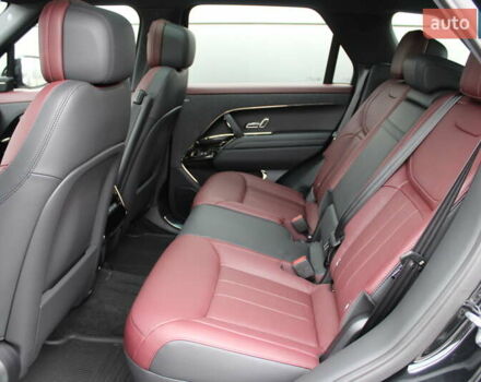 Чорний Ленд Ровер Range Rover Sport, об'ємом двигуна 3 л та пробігом 6 тис. км за 130475 $, фото 8 на Automoto.ua