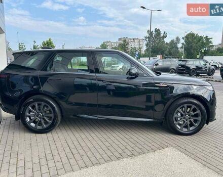 Ленд Ровер Range Rover Sport 2025 у Києві на Automoto.ua Чорний Ленд Ровер Range Rover Sport, об'ємом двигуна 3 л та пробігом 11 тис. км за 128159 $, фото 4 на Automoto.ua
