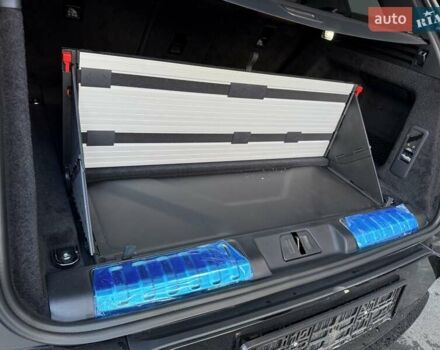 Черный Ленд Ровер Рендж Ровер Спорт, объемом двигателя 3 л и пробегом 27 тыс. км за 145555 $, фото 3 на Automoto.ua