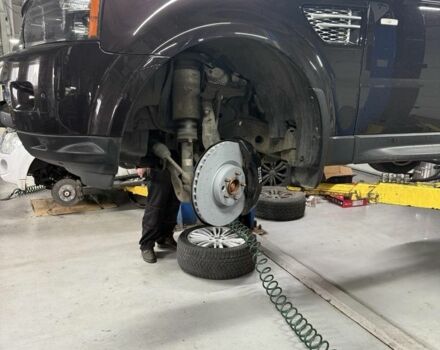 Фиолетовый Ленд Ровер Рендж Ровер Спорт, объемом двигателя 5 л и пробегом 195 тыс. км за 21000 $, фото 4 на Automoto.ua