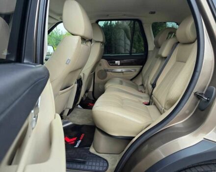 Ленд Ровер Рендж Ровер Спорт 2010 в Хмельницком на Automoto.ua Коричневый Ленд Ровер Рендж Ровер Спорт, объемом двигателя 3 л и пробегом 239 тыс. км за 14999 $, фото 12 на Automoto.ua