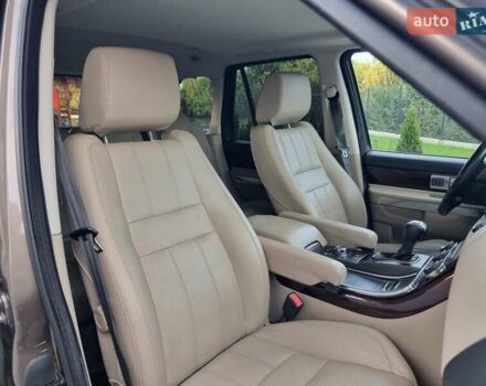 Коричневый Ленд Ровер Рендж Ровер Спорт, объемом двигателя 3 л и пробегом 239 тыс. км за 15799 $, фото 38 на Automoto.ua