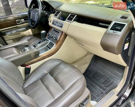 Коричневий Ленд Ровер Range Rover Sport, об'ємом двигуна 5 л та пробігом 200 тис. км за 12999 $, фото 30 на Automoto.ua