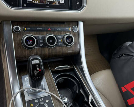 Коричневый Ленд Ровер Рендж Ровер Спорт, объемом двигателя 2.99 л и пробегом 136 тыс. км за 36000 $, фото 7 на Automoto.ua