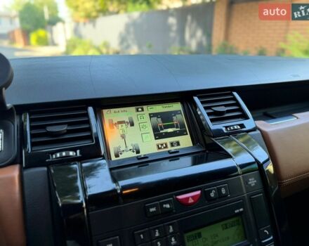 Червоний Ленд Ровер Range Rover Sport, об'ємом двигуна 4.39 л та пробігом 256 тис. км за 8900 $, фото 9 на Automoto.ua