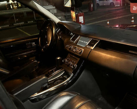 Красный Ленд Ровер Рендж Ровер Спорт, объемом двигателя 5 л и пробегом 165 тыс. км за 11500 $, фото 56 на Automoto.ua