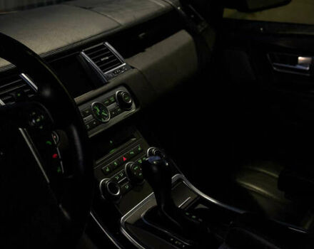 Красный Ленд Ровер Рендж Ровер Спорт, объемом двигателя 5 л и пробегом 165 тыс. км за 11500 $, фото 28 на Automoto.ua