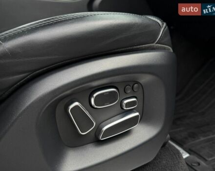 Красный Ленд Ровер Рендж Ровер Спорт, объемом двигателя 2.99 л и пробегом 168 тыс. км за 31000 $, фото 19 на Automoto.ua