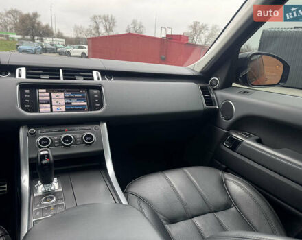 Червоний Ленд Ровер Range Rover Sport, об'ємом двигуна 3 л та пробігом 242 тис. км за 20500 $, фото 28 на Automoto.ua