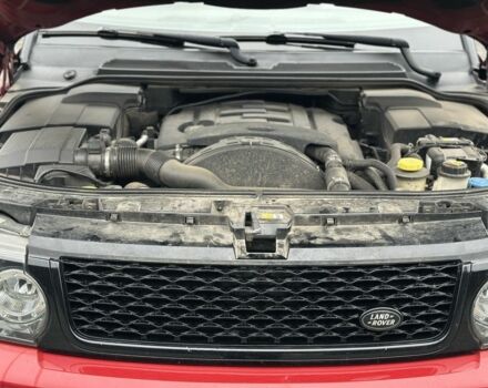 Красный Ленд Ровер Рендж Ровер Спорт, объемом двигателя 3 л и пробегом 195 тыс. км за 17500 $, фото 2 на Automoto.ua