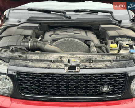 Червоний Ленд Ровер Range Rover Sport, об'ємом двигуна 2.99 л та пробігом 195 тис. км за 17500 $, фото 9 на Automoto.ua