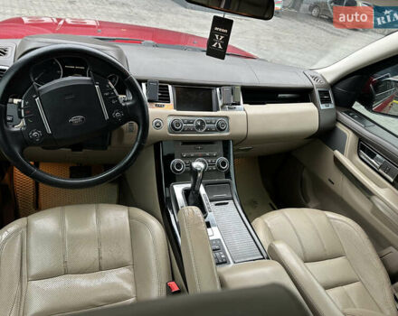 Червоний Ленд Ровер Range Rover Sport, об'ємом двигуна 2.99 л та пробігом 195 тис. км за 17500 $, фото 10 на Automoto.ua