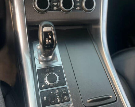 Красный Ленд Ровер Рендж Ровер Спорт, объемом двигателя 2.99 л и пробегом 255 тыс. км за 27500 $, фото 22 на Automoto.ua