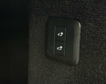 Червоний Ленд Ровер Range Rover Sport, об'ємом двигуна 3 л та пробігом 70 тис. км за 52900 $, фото 25 на Automoto.ua