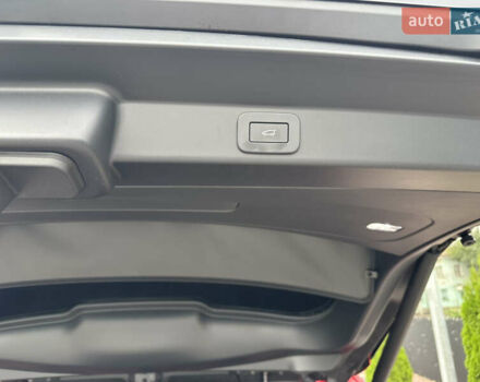 Червоний Ленд Ровер Range Rover Sport, об'ємом двигуна 3 л та пробігом 7 тис. км за 133500 $, фото 17 на Automoto.ua