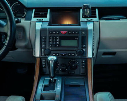 Ленд Ровер Range Rover Sport, об'ємом двигуна 4.2 л та пробігом 284 тис. км за 17700 $, фото 10 на Automoto.ua