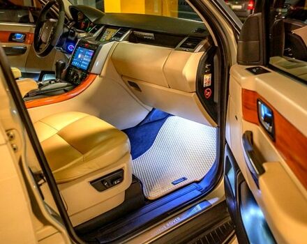 Ленд Ровер Range Rover Sport, об'ємом двигуна 4.2 л та пробігом 216 тис. км за 14000 $, фото 6 на Automoto.ua