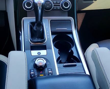 Ленд Ровер Range Rover Sport, об'ємом двигуна 3 л та пробігом 168 тис. км за 18700 $, фото 10 на Automoto.ua