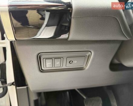 Ленд Ровер Рендж Ровер Спорт 2016 в Львове на Automoto.ua Ленд Ровер Рендж Ровер Спорт, объемом двигателя 3 л и пробегом 141 тыс. км за 35900 $, фото 19 на Automoto.ua