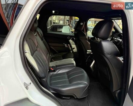 Ленд Ровер Рендж Ровер Спорт 2016 в Львове на Automoto.ua Ленд Ровер Рендж Ровер Спорт, объемом двигателя 3 л и пробегом 141 тыс. км за 35900 $, фото 43 на Automoto.ua