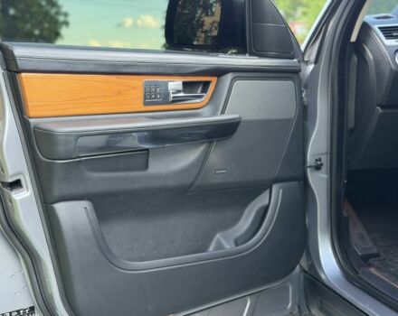 Сірий Ленд Ровер Range Rover Sport, об'ємом двигуна 5 л та пробігом 235 тис. км за 10000 $, фото 13 на Automoto.ua