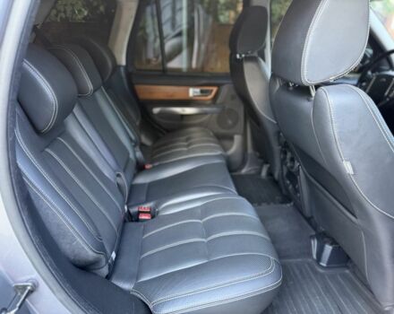 Сірий Ленд Ровер Range Rover Sport, об'ємом двигуна 5 л та пробігом 235 тис. км за 10000 $, фото 19 на Automoto.ua