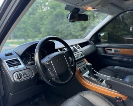 Сірий Ленд Ровер Range Rover Sport, об'ємом двигуна 5 л та пробігом 235 тис. км за 10000 $, фото 12 на Automoto.ua