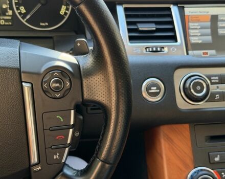 Сірий Ленд Ровер Range Rover Sport, об'ємом двигуна 5 л та пробігом 235 тис. км за 10000 $, фото 22 на Automoto.ua