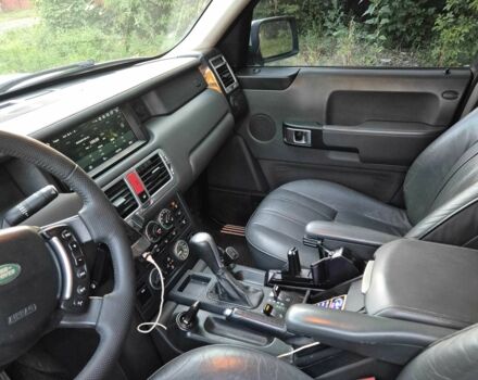 Серый Ленд Ровер Рендж Ровер Спорт, объемом двигателя 2.9 л и пробегом 350 тыс. км за 9999 $, фото 2 на Automoto.ua