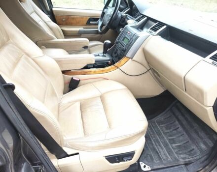 Серый Ленд Ровер Рендж Ровер Спорт, объемом двигателя 2.7 л и пробегом 384 тыс. км за 8200 $, фото 11 на Automoto.ua