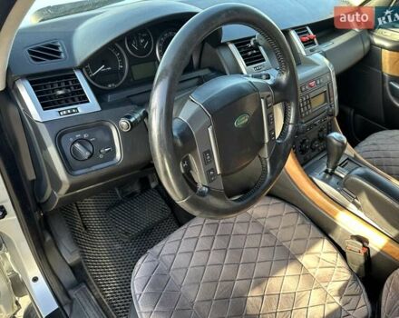 Сірий Ленд Ровер Range Rover Sport, об'ємом двигуна 2.72 л та пробігом 331 тис. км за 9500 $, фото 9 на Automoto.ua