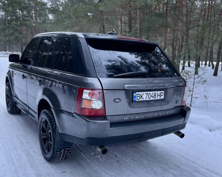Серый Ленд Ровер Рендж Ровер Спорт, объемом двигателя 2.72 л и пробегом 300 тыс. км за 8799 $, фото 3 на Automoto.ua