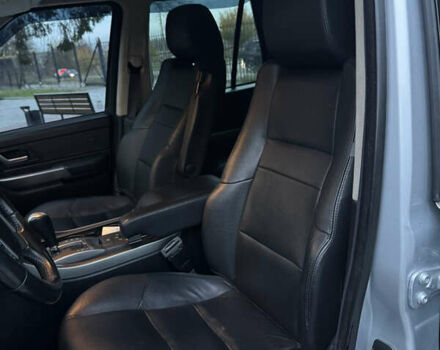 Серый Ленд Ровер Рендж Ровер Спорт, объемом двигателя 2.72 л и пробегом 209 тыс. км за 8999 $, фото 21 на Automoto.ua