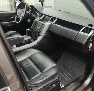 Серый Ленд Ровер Рендж Ровер Спорт, объемом двигателя 3.63 л и пробегом 302 тыс. км за 10700 $, фото 11 на Automoto.ua