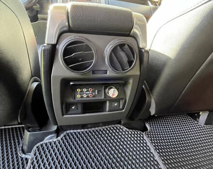 Серый Ленд Ровер Рендж Ровер Спорт, объемом двигателя 4.2 л и пробегом 211 тыс. км за 12900 $, фото 36 на Automoto.ua