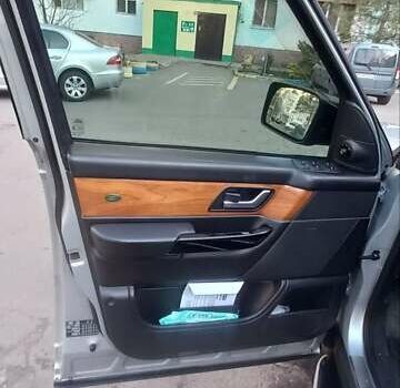 Сірий Ленд Ровер Range Rover Sport, об'ємом двигуна 2.72 л та пробігом 252 тис. км за 11000 $, фото 9 на Automoto.ua