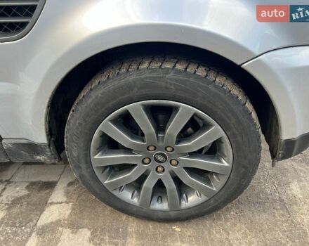 Серый Ленд Ровер Рендж Ровер Спорт, объемом двигателя 2.72 л и пробегом 220 тыс. км за 8800 $, фото 38 на Automoto.ua