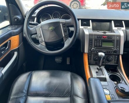Серый Ленд Ровер Рендж Ровер Спорт, объемом двигателя 2.72 л и пробегом 220 тыс. км за 8800 $, фото 8 на Automoto.ua