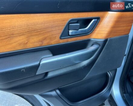 Серый Ленд Ровер Рендж Ровер Спорт, объемом двигателя 2.72 л и пробегом 220 тыс. км за 8800 $, фото 30 на Automoto.ua