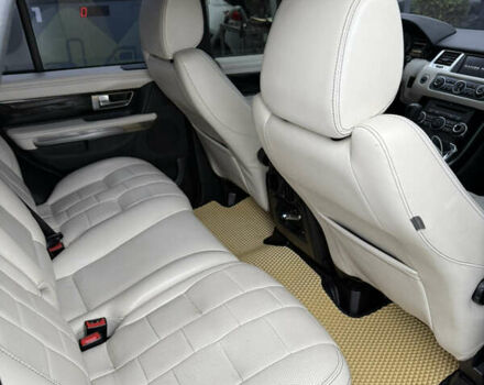 Серый Ленд Ровер Рендж Ровер Спорт, объемом двигателя 5 л и пробегом 198 тыс. км за 18000 $, фото 21 на Automoto.ua