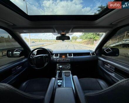 Сірий Ленд Ровер Range Rover Sport, об'ємом двигуна 5 л та пробігом 211 тис. км за 12800 $, фото 31 на Automoto.ua
