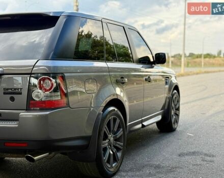 Сірий Ленд Ровер Range Rover Sport, об'ємом двигуна 5 л та пробігом 211 тис. км за 12800 $, фото 5 на Automoto.ua