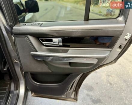 Сірий Ленд Ровер Range Rover Sport, об'ємом двигуна 5 л та пробігом 211 тис. км за 12800 $, фото 23 на Automoto.ua