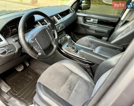 Сірий Ленд Ровер Range Rover Sport, об'ємом двигуна 5 л та пробігом 211 тис. км за 12800 $, фото 19 на Automoto.ua