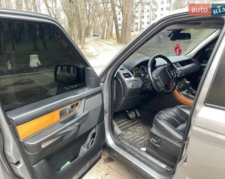 Серый Ленд Ровер Рендж Ровер Спорт, объемом двигателя 5 л и пробегом 227 тыс. км за 12999 $, фото 7 на Automoto.ua