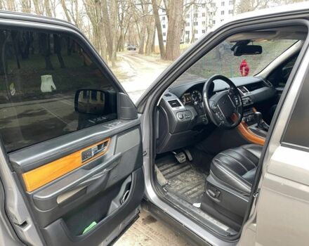Сірий Ленд Ровер Range Rover Sport, об'ємом двигуна 5 л та пробігом 227 тис. км за 13500 $, фото 6 на Automoto.ua
