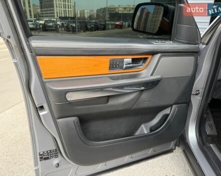 Серый Ленд Ровер Рендж Ровер Спорт, объемом двигателя 5 л и пробегом 231 тыс. км за 10850 $, фото 37 на Automoto.ua