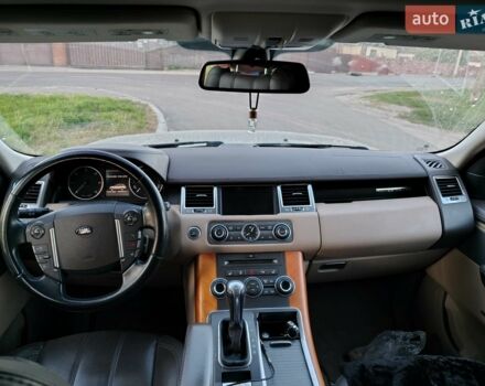 Сірий Ленд Ровер Range Rover Sport, об'ємом двигуна 2.99 л та пробігом 180 тис. км за 13000 $, фото 10 на Automoto.ua